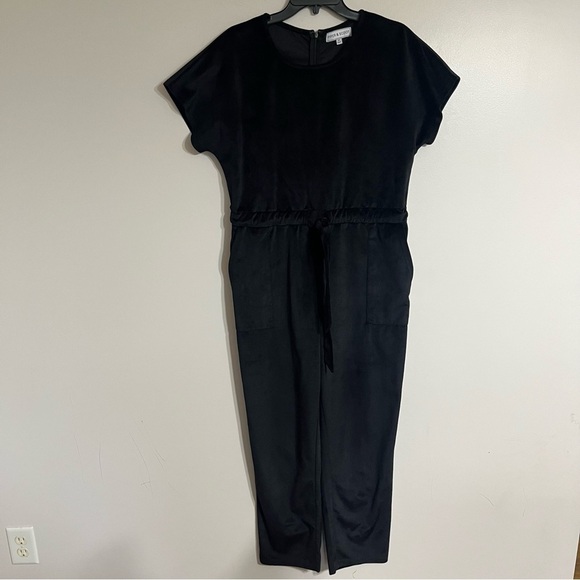 Women’s Piper & Scoot Black Jumpsuit Drawstring Waist Size Medium Black - Picture 1 of 12
